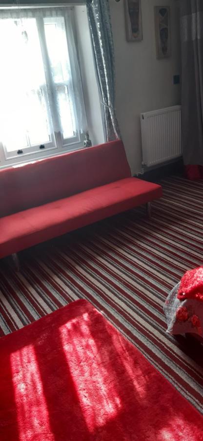 The Saracens Head Old Lounge Lägenhet Skegness Exteriör bild